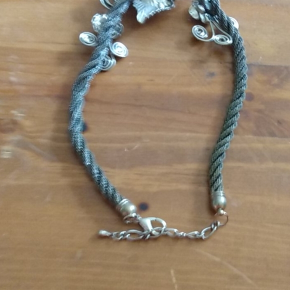 Hand Crafted Vintage Floral Rhinestone Necklace - Picture 5 of 5